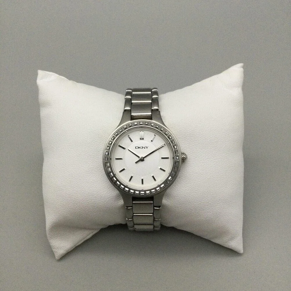 DKNY NY-2220 Womens Watch 29mm Stainless Bracelet Crystals New Battery 6